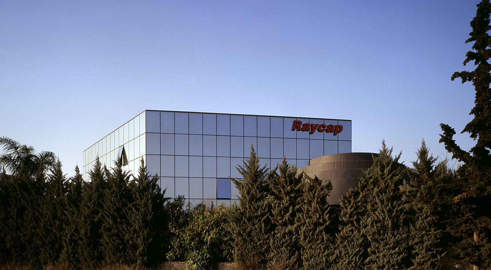 Click to enlarge image Raycap 1.jpg